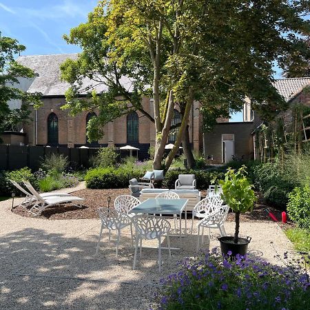 Eglizen Bed & Breakfast Hoofdplaat Luaran gambar